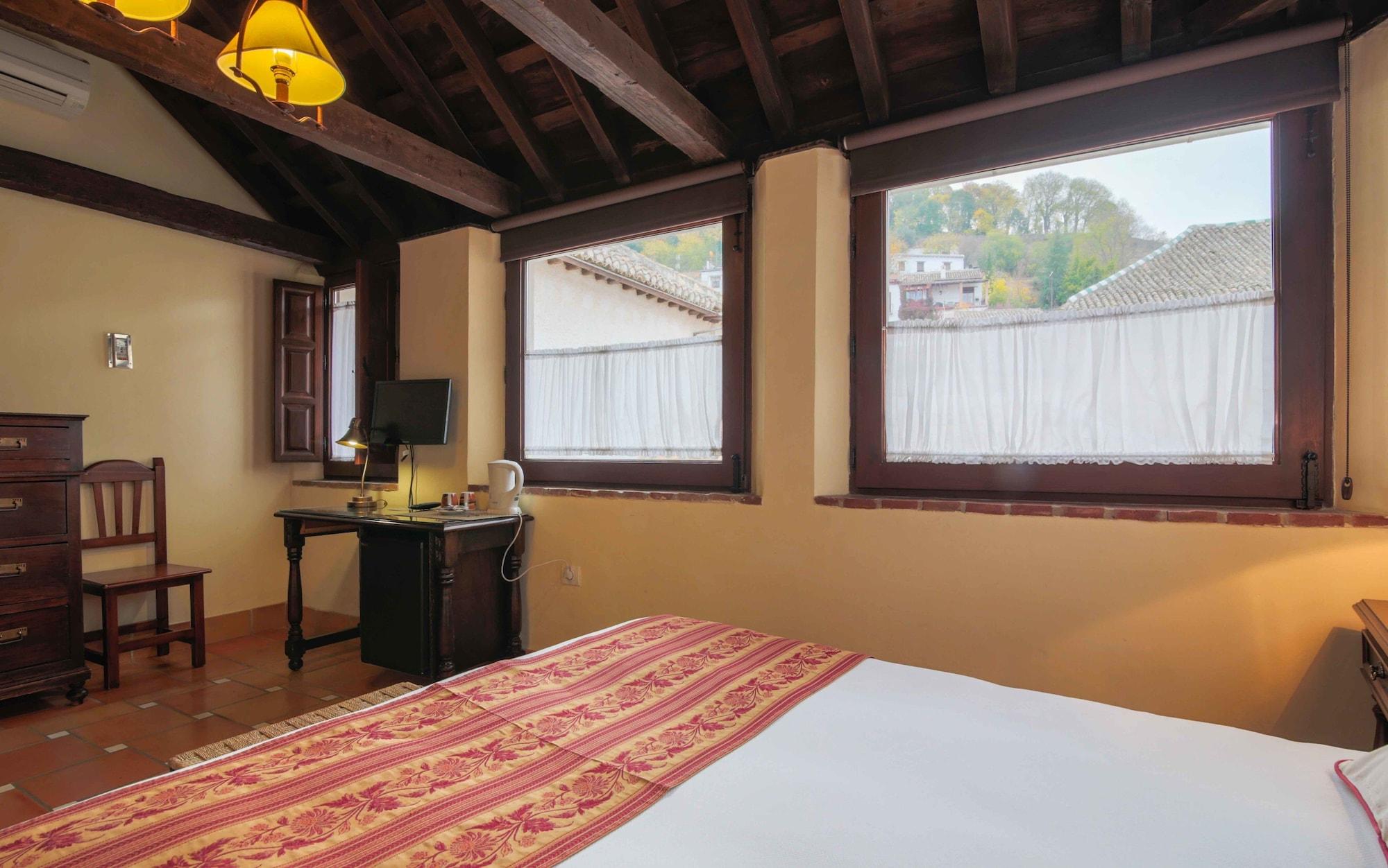 Casa Del Capitel Nazari 3*