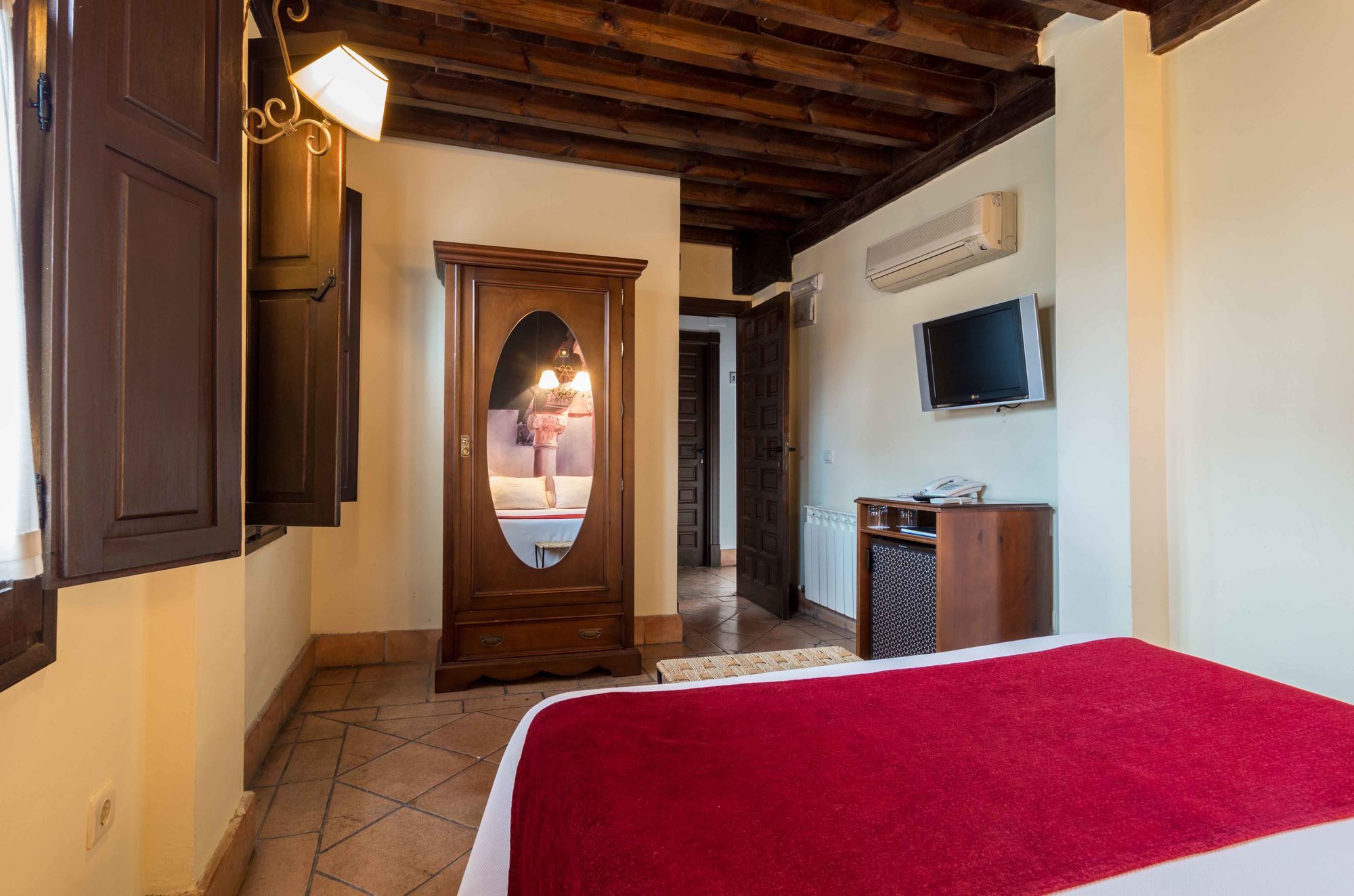 Casa Del Capitel Nazari 3* Grenade