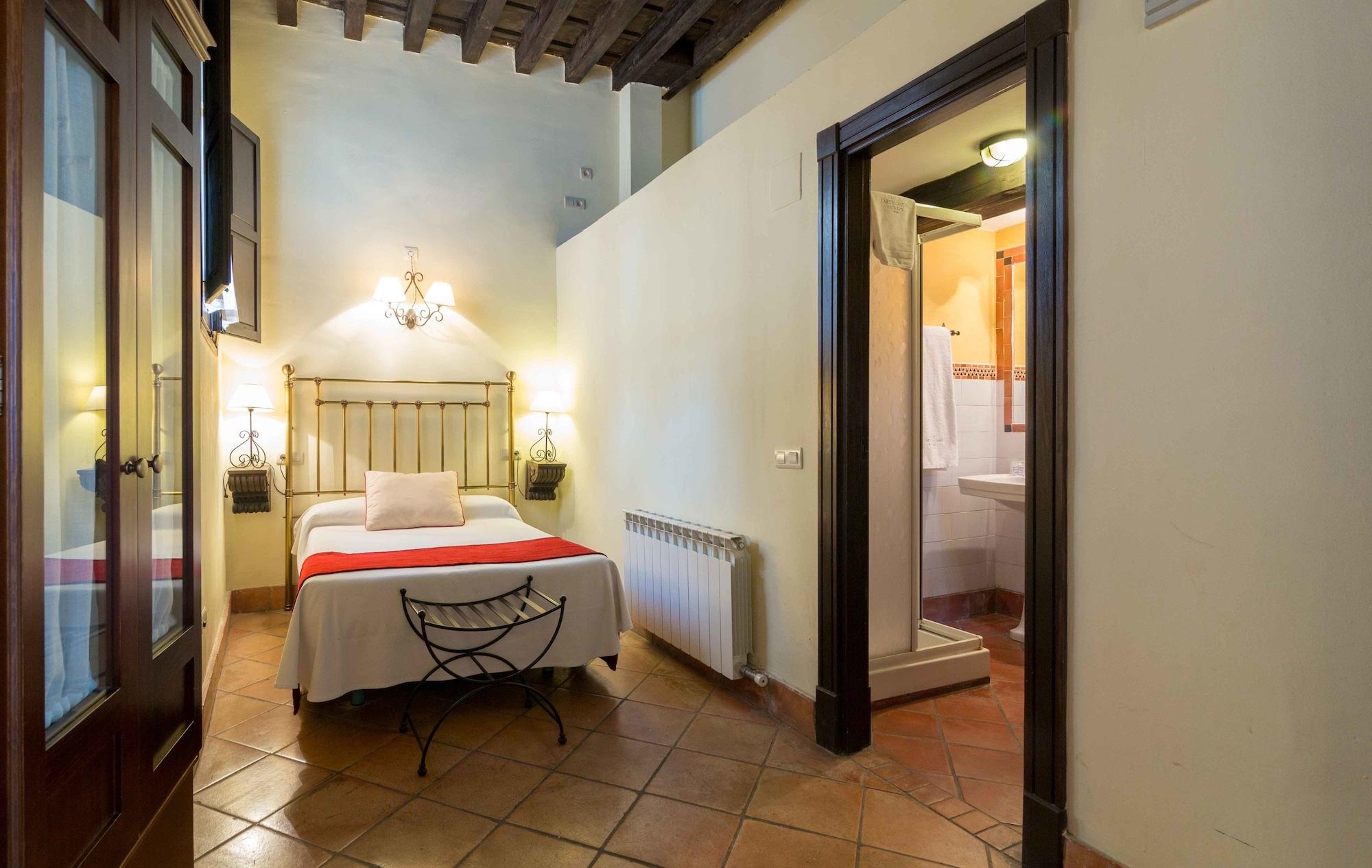 Casa Del Capitel Nazari Hotel 3*